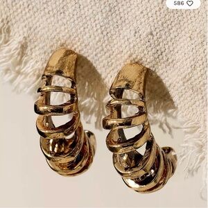 Free People ZUZU Gold color Hoop Earring